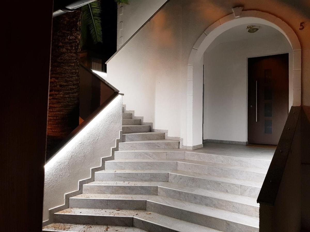 Apartments Vila Tisa マリ・ロシニュ エクステリア 写真